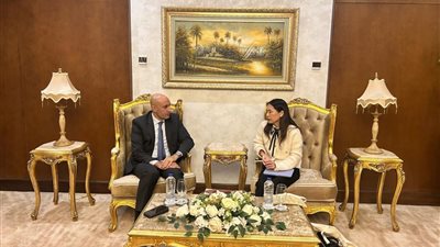 عبداللطيف يبحث مع نائب رئيس هيئة التعاون الدولي اليابانية (JICA) مواصلة التعاون في مشروع المدارس