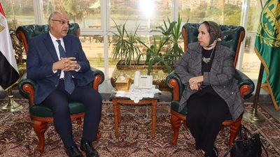 محافظ القليوبية يبحث توسيع التعاون الثقافي مع مكتبة الإسكندرية