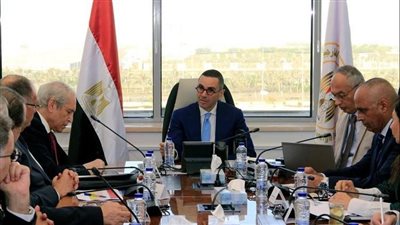 وزير الاستثمار يبحث مع المجالس التصديرية سبل تعزيز الصادرات المصرية