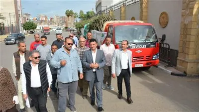 السكرتير العام لمحافظة الدقهلية يشهد استلام الدفعة الثانية من الأشجار