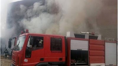 بعد رفض منحه سلفة.. شقيق زوجته يشعل النار في ورشة سمكرة تخصّه بأبيس في الإسكندرية