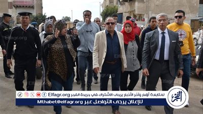 محافظ بورسعيد يتفقد أعمال تطوير ورفع كفاءة مساكن متخللات عمر بن عبدالعزيز 