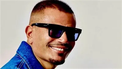 بابا لعمرو دياب تضرب رقما قياسيا وتتخطى الـ 200 مليون مشاهدة