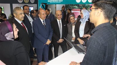 رئيس جامعة المنصورة يعلن تدشين حزمة من الجوائز الكبرى للشركات الناشئة والابتكار 