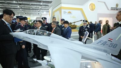 قوات الدفاع الجوى تنظم ندوة علمية لقوات الدفاع الجوى على هامش فعاليات المعرض