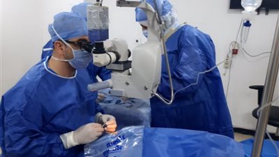 وكيل صحة الدقهلية يوجّه الشكر لفريق طبي نجح في زراعة قرنية بمستشفى رمد المنصورة