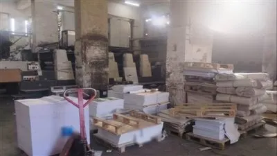 ضبط مطبعة غير مرخصة بالشرقية تحوي 56 ألف نسخة كتب وأغلفة دراسية مقلدة