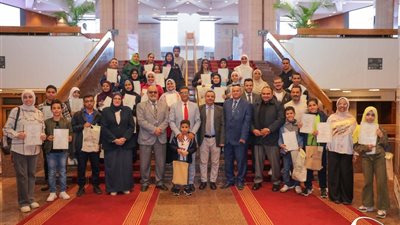 المسابقة 17 للخط العربي لطلاب المدارس بمكتبة الإسكندرية