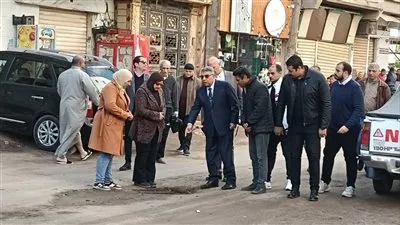 محافظ الدقهلية يقوم بجولة مفاجئة في محلة دمنة ويشيد بالمركز التكنولوجي ومستوى النظافة