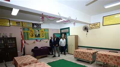 محافظ أسوان يتفقد لجان الانتخابات ويؤكد الحياد التام بين جميع المرشحين