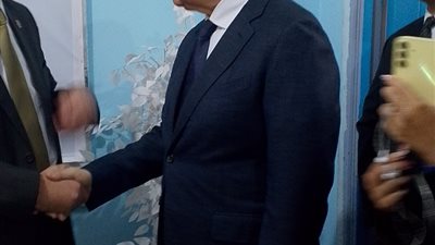 محافظ الإسكندرية يتفقد سير العملية الانتخابية في دائرة المنتزة المعادة 