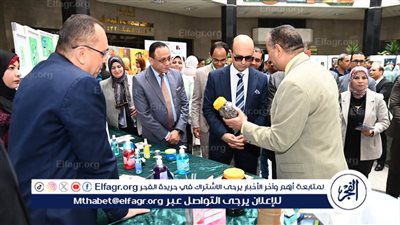 رئيس جامعة أسيوط يفتتح معرض التدوير البيئي المستدام بالجامعة 