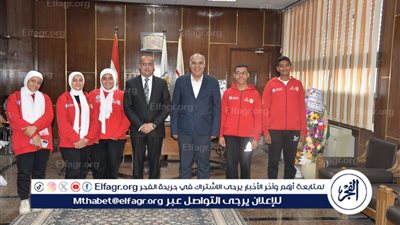 طب أسيوط تستضيف طلابا من مدرسة أحمد أبو ضيف التكنولوجية لدعم مشروع تخرج مبتكر لتشخيص الاكتئاب 