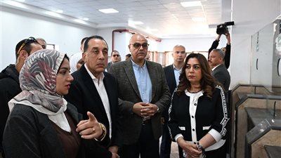 رئيس الوزراء يتفقد المركز التكنولوجي بطحانوب في القليوبية