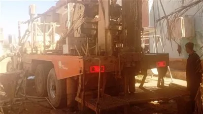 محافظ أسوان يوجّه بتنفيذ بئر سحب لإنهاء شكوى المياه الجوفية بقرية الدكة بنصر النوبة