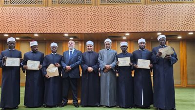 بمشاركة ست دولٍ عربية وآسيوية وأفريقية..أكاديمية الأزهر تختتم برنامج “إعداد الداعية المعاصر