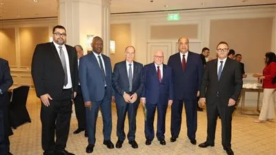 بحضور رئيس قناة السويس.. 12 دولة عربية تناقش مستقبل الملاحة في الإسكندرية