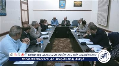 تعليم أسيوط يناقش حلول مشكلة الفترة المسائية وتطبيق لائحة الانضباط المدرسى 