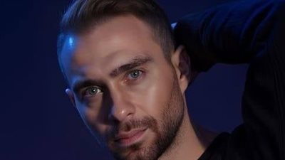 حسام حبيب يهنئ لاروسي بنجاح أغنية «انبساط» (صور)