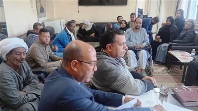 محافظ أسوان يتابع إنجازات مديرية العمل خلال نوفمبر ويشدد على تعزيز التدريب والتشغيل