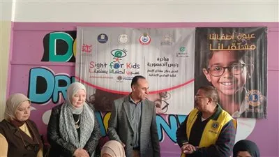 «عيون أطفالنا مستقبلنا» في قلب المدارس المركزية ببني سويف.. متابعة مشتركة من وكيلي التعليم والصحة 