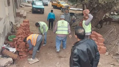 المقاولون العرب تبدأ إصلاح واجهات المنازل المتضررة بحادث القطار بطةخ