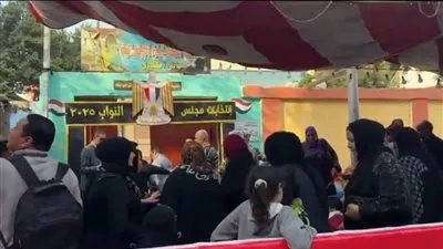 استمرار توافد الناخبين بمحافظة القاهرة للتصويت وحضور لافت للسيدات