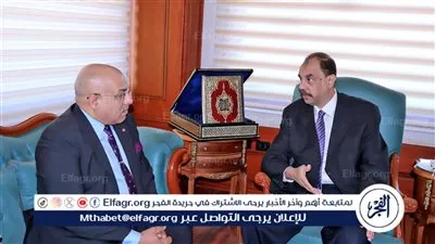 محافظ سوهاج يلتقي رئيس جهاز الاستثمار الداخلي بالهيئة العامة للاستثمار 
