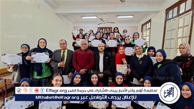 تعليم أسيوط يشيد بدورة أساسيات الاعلام التربوى لطالبات مدرسة الشهيد أحمد فايز الثانوية بنات 