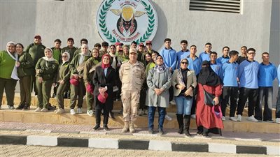 تعليم القاهرة يفتح آفاق الوعي الوطني أمام طلابه بزيارة ميدانية لقيادة قوات المظلات