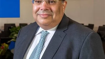 جامعة بنها ترشح الدكتور محمود محيي الدين لجائزة النيل للمبدعين