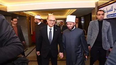 رئيس جامعة أسيوط يستقبل وزير الأوقاف ضمن فعاليات زيارته للمحافظة
