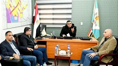 وزير الإسكان يعقد اجتماعًا بمقر جهاز مدينة سفنكس الجديدة لاستعراض ملفات العمل وموقف المشروعات بالمدينة