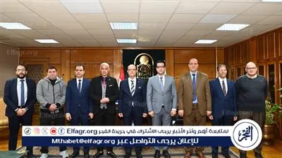 رئيس جامعة أسيوط يستقبل وفد الجهاز المركزي للتنظيم والإدارة لتفقد قاعات الامتحانات الإلكترونية 