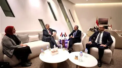 وزير السياحة يبحث مع سفير هولندا بالقاهرة سبل تعزيز التعاون المشترك في مجالي السياحة والآثار