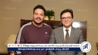 وزير الثقافة يبحث التعاون الفني مع الفنان مصطفى غريب لدعم الإبداع الشبابي