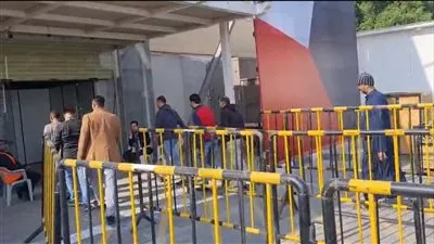 إقبال للمواطنين على لجان التصويت بالسفارة المصرية في الكويت