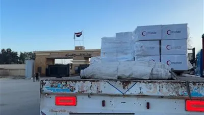 الأولى بعد المائة من قوافل «زاد العزة».. الهلال الأحمر المصري يواصل دعم غزة بمساعدات غذائية وطبية وشتوية