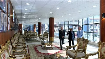 محافظ الدقهلية ورئيس جامعة المنصورة يتفقدان الأنشطة الثقافية وأعمال التطوير الجارية بمكتبة مصر العامة بالمنصورة