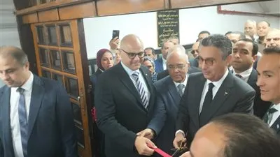وزير التموين ومحافظ القليوبية يفتتحان المركز النموذجي بالغرفة التجارية