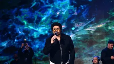 بالصور.. مصطفى حجاج يواصل تألقه في ويشعل حفله الثاني بال 