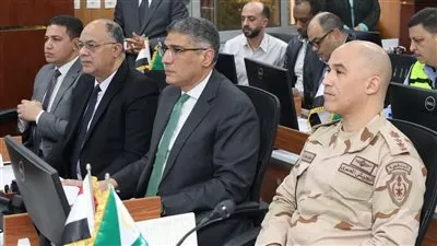 محافظ الجيزة يتابع فتح لجان جولة الإعادة لانتخابات مجلس النواب بالدائرة الثامنة 