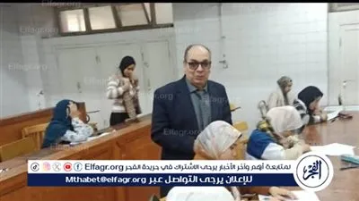 عميد كلية العلوم للبنات بجامعة الأزهر بأسيوط يتابع امتحانات التخلفات بالكلية 