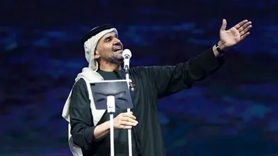 حسين الجسمي يعتلي القمة في أبوظبي