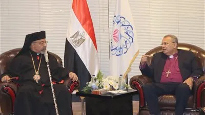 بطريرك الأقباط الكاوليك يزور رئيس الطائفة الإنجيلية بمصر للتهنئة بعيد الميلاد المجيد
