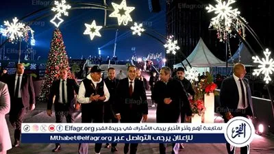 رئيس الوزراء يشارك المواطنين احتفالات العام الجديد بالعاصمة الإدارية ويؤكد تفاؤله بمستقبل الاقتصاد المصري