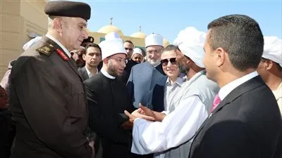 وزير الأوقاف وعدد من الوزارء يفتتحون مسجد 