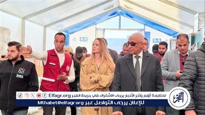 أنجلينا جولي تزور معبر رفح وتلتقي مصابين فلسطينيين وتوجه رسالة مكتوبة لسكان غزة