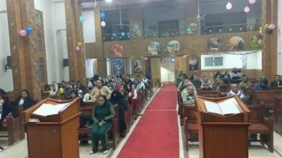 الأنبا بشارة يترأس قدأس العام الجديد بكنيسة الأنبا أنطونيوس والأنبا بولا بأبوقرقاص البلد