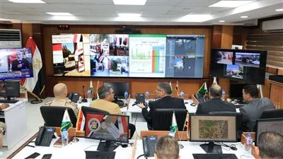 محافظ الجيزة يتابع أعمال فتح وانتظام لجان جولة إعادة إنتخابات مجلس النواب بـ6 دوائر من داخل مركز السيطرة